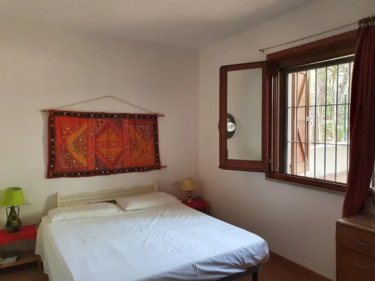 Porto Pineto Villa Indipendente 100 Mt Dal Mare Iunp7395 Porto Pino 0*,